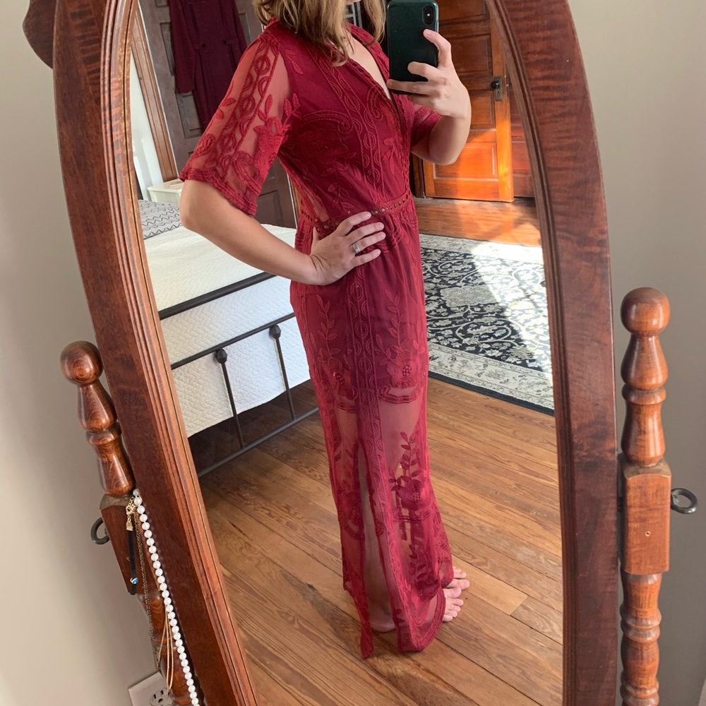 Lace Dress 🍷